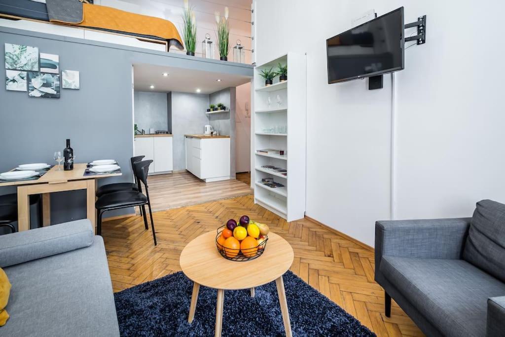 Royal City Apartment 40 M2 Краков Экстерьер фото