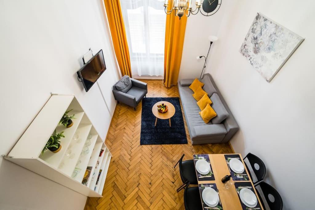Royal City Apartment 40 M2 Краков Экстерьер фото