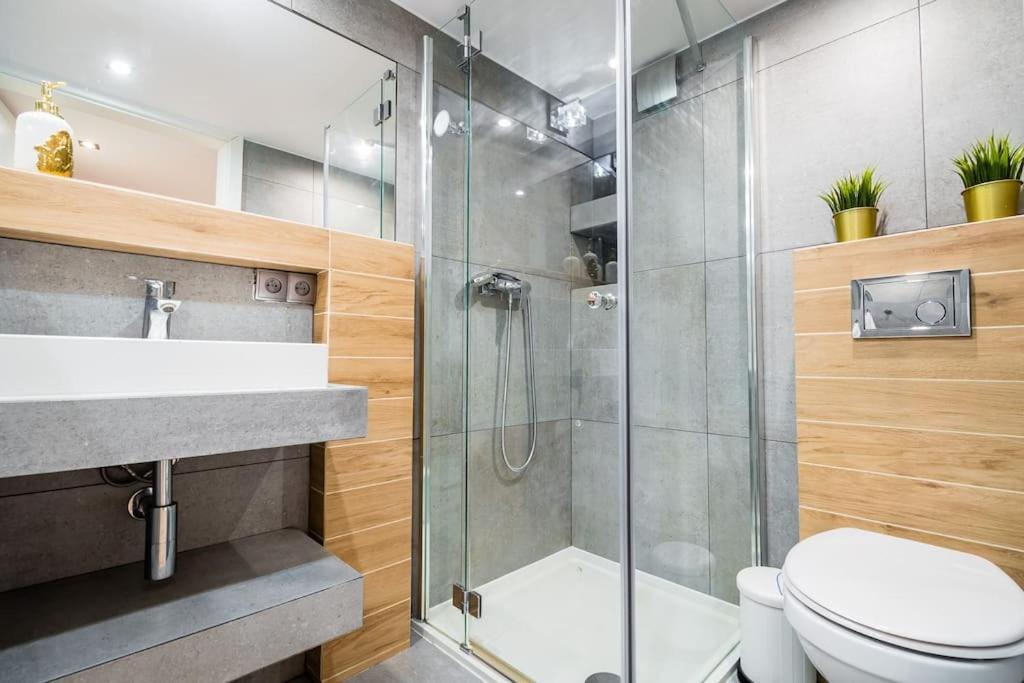 Royal City Apartment 40 M2 Краков Экстерьер фото